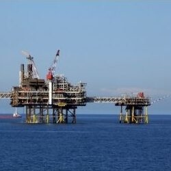 Aplicações de Geradores de Gases Industriais: plataforma de petroleo